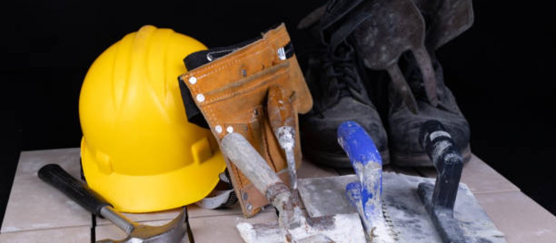 How to Choose the Right Tools for Demolition Repair2